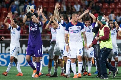 Cruz Azul va por el invicto