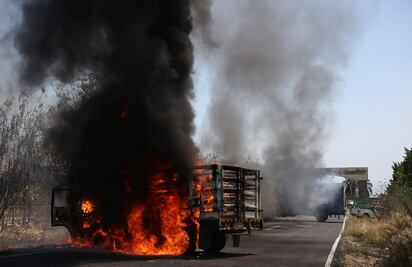 Se registran nuevos bloqueos en Buenavista, Michoacán