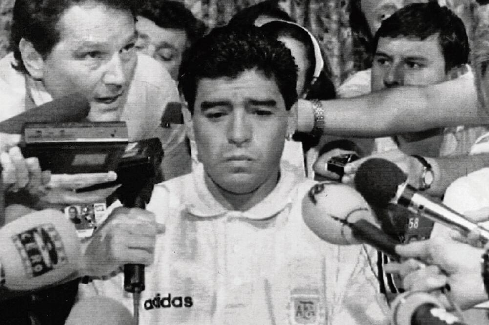 Confirman en 1994 que es simple mortal