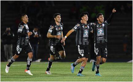 Pachuca se aferra al liderato del torneo; derrota y hunde a Juárez