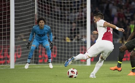 Guillermo Ochoa se queda fuera de la Champions League