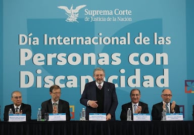Personas con discapacidad deben librar doble barrera: SCJN