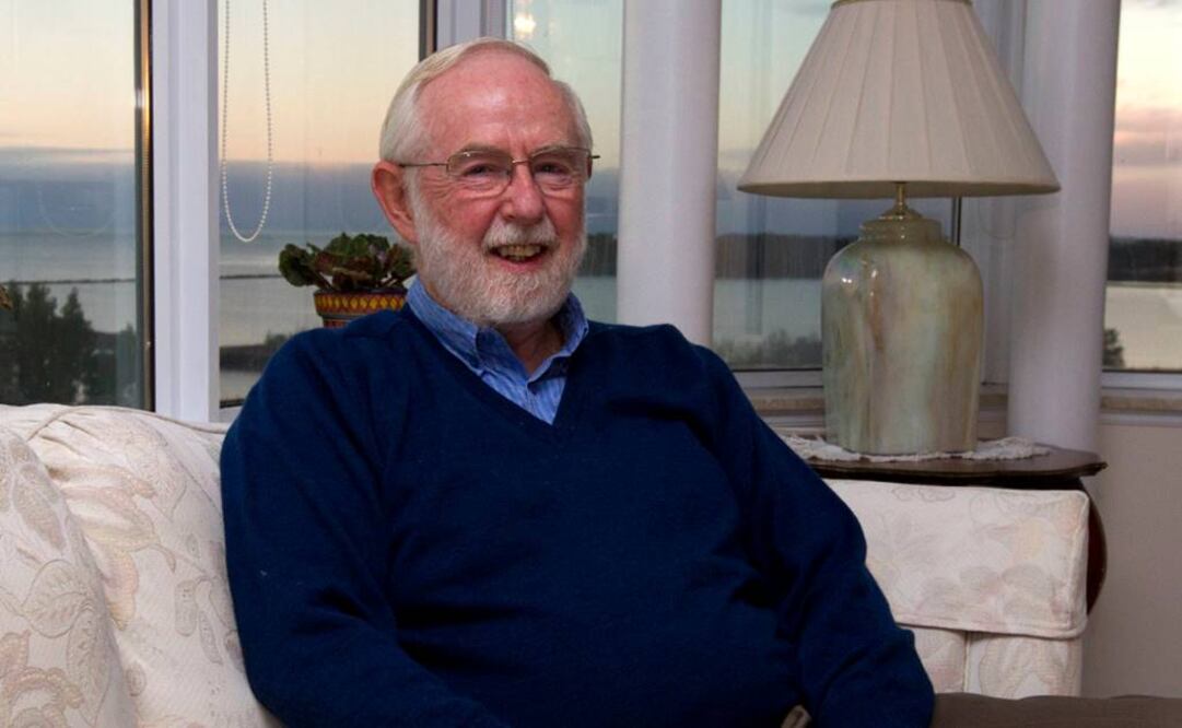 Primer ministro de Canadá felicitó a McDonald por Nobel