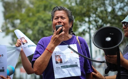Familiares de mujeres asesinadas en el Edomex bloquean Calzada Ignacio Zaragoza; exigen atención y avance en investigaciones