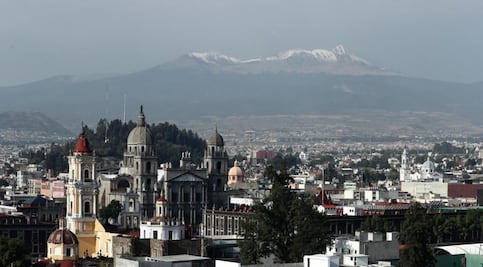 En plena primavera, Nevado de Toluca amanece cubierto de aguanieve