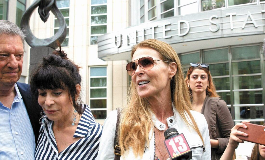 Catherine escribió un libro de su experiencia, titulado Captive: a mother’s crusade to save her daughter from a terrifying cult. Fotos: AP Y ARCHIVO EL UNIVERSAL