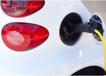 Automotriz Stellantis anuncia inversión de 30 mil millones de euros en electrificación