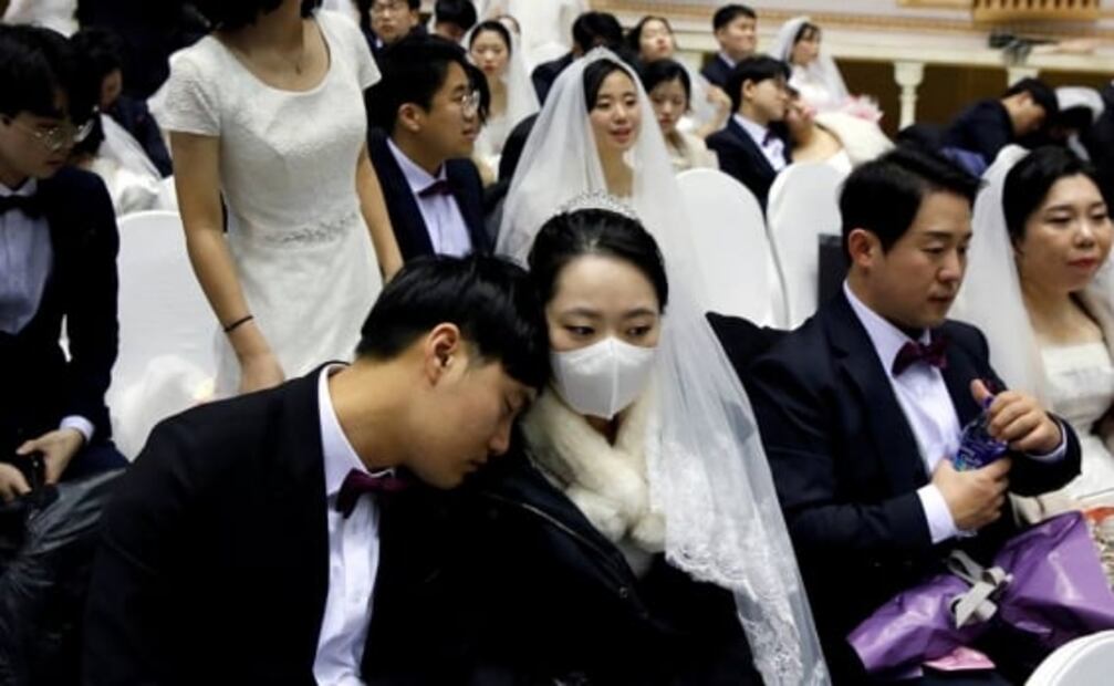 Gigantesco matrimonio colectivo en Corea del Sur a pesar del nuevo coronavirus