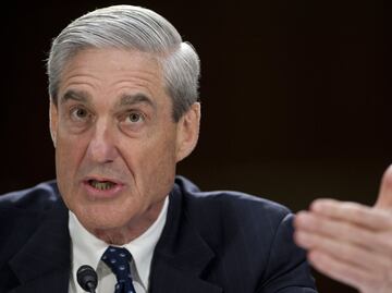 EU acusa a 12 agentes rusos de hackear campaña de Clinton para interferir en elección