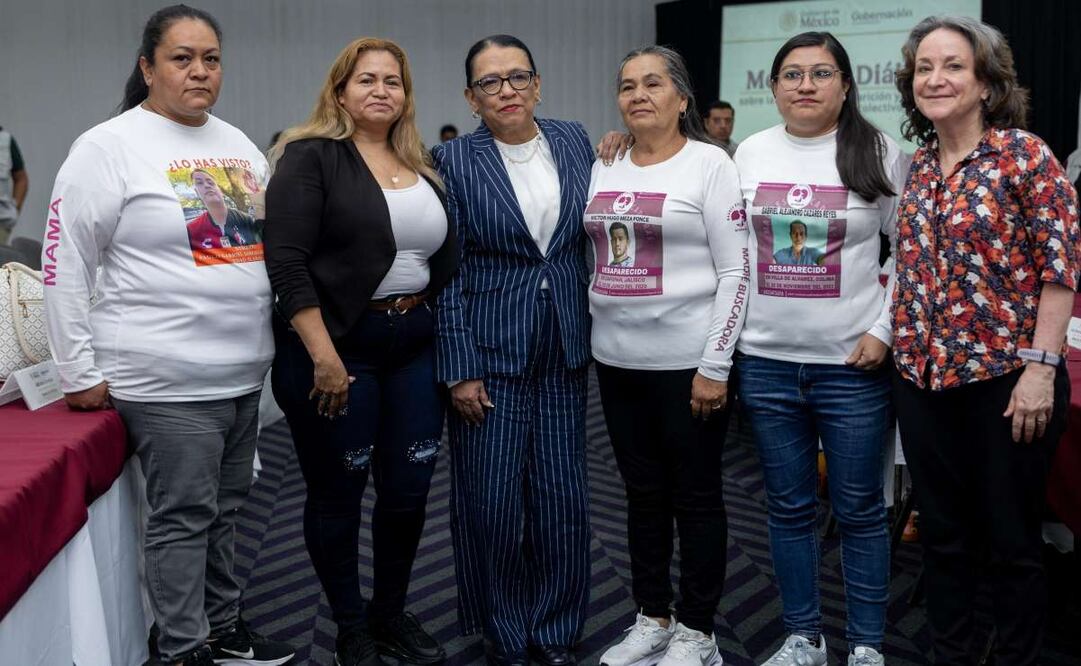 Concluye la cuarta Mesa de Diálogo de madres buscadoras con la secretaria de Gobernación, Rosa Icela Rodríguez; acudió la madre buscadora, Ceci Flores. Foto: Hugo Salvador/EL UNIVERSAL
