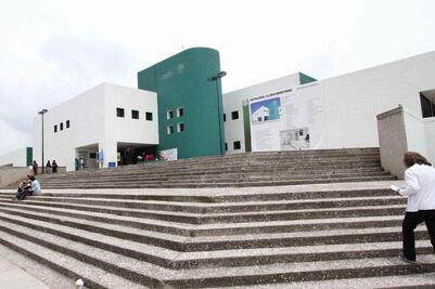 Dan de alta a estudiantes lesionados en accidente en Tlaxcala