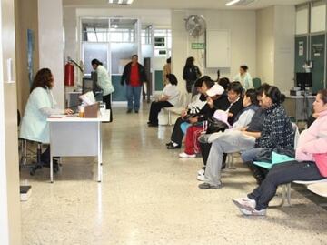 Hospitales de CDMX tienen 95% de abasto de medicamentos, asegura Martí Batres