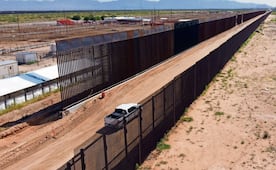 Sheinbaum ha sido más cooperativa en comparación con AMLO: secretario de Seguridad de EU; advierte que 9 cárteles controlan la frontera