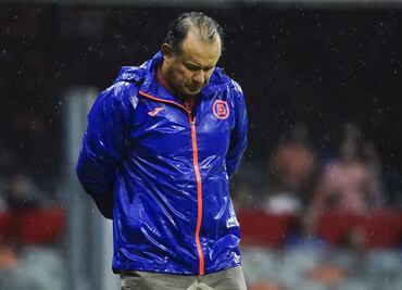 Juan Reynoso habría sido despedido de Cruz Azul
