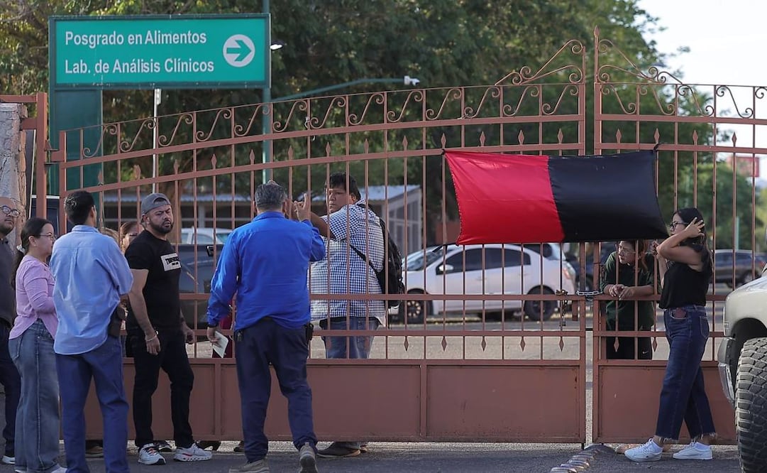 Trabajadores de la Universidad de Sonora. Foto: Especial
