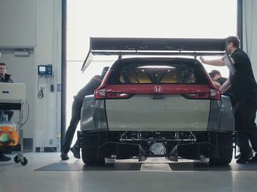 Honda prepara una CR-V más potente que el Acura NSX