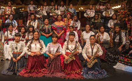 A través de la música, Alejandra Robles aboga por el amor a la mujer para erradicar violencia