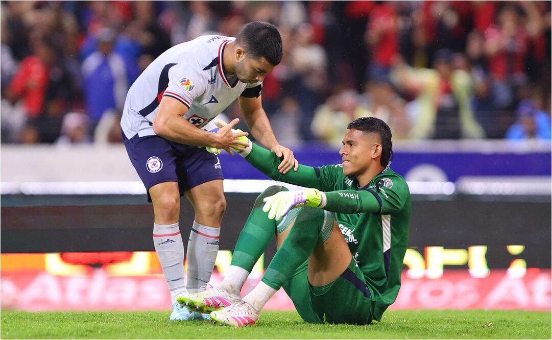 Kevin Mier cometió dos increíbles errores frente al Atlas. FOTO: IMAGO7