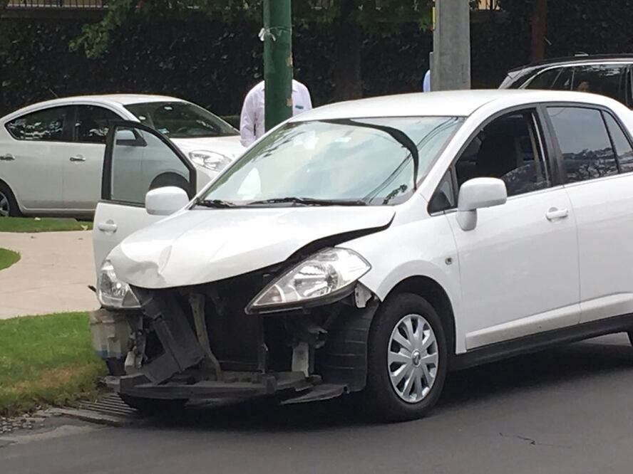 Aspecto de uno de los automóviles involucrados. Fotografía de Mario Andrés Landeros. EL UNIVERSAL