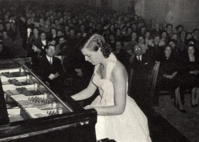 No llegaron al 26..., por Lázaro Azar