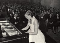 No llegaron al 26..., por Lázaro Azar