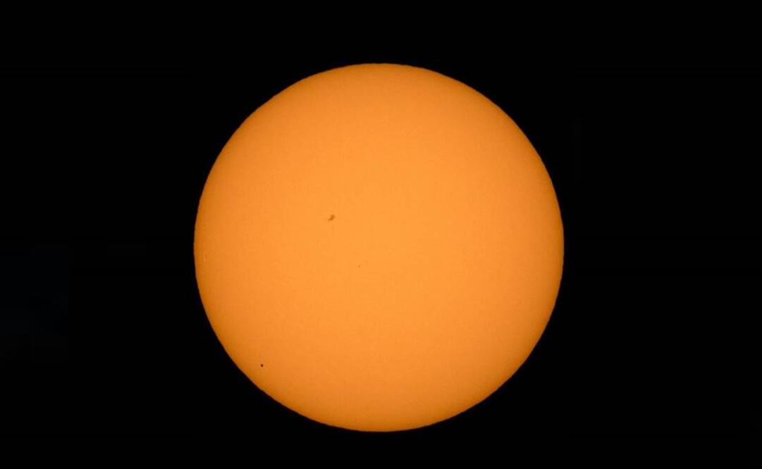 No se debe mirar directamente al Sol, para verlo deben usarse filtros ultraprotectores en binoculares o telescopios. Foto: NASA