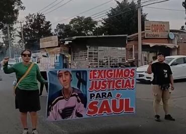 Bloquean carretera federal México-Puebla en protesta por la muerte de un joven en centro de rehabilitación