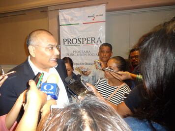 Bloqueos pegan a estancias infantiles y adultos mayores en Oaxaca