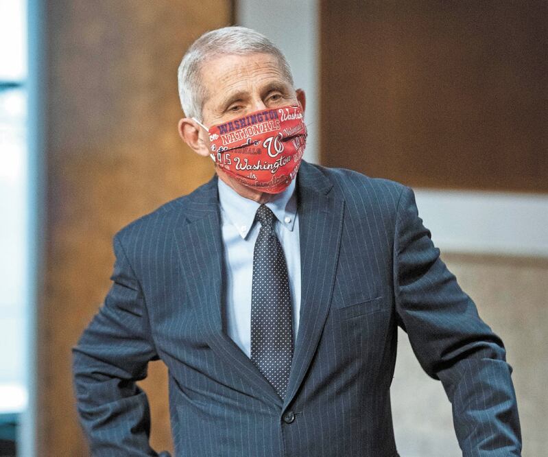 Anthony Fauci, principal epidemiólogo del gobierno estadounidense, ayer al llegar al Capitolio. Foto: EFE