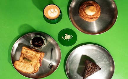 Mise en Print: una cafetería con libros de cocina en la Roma