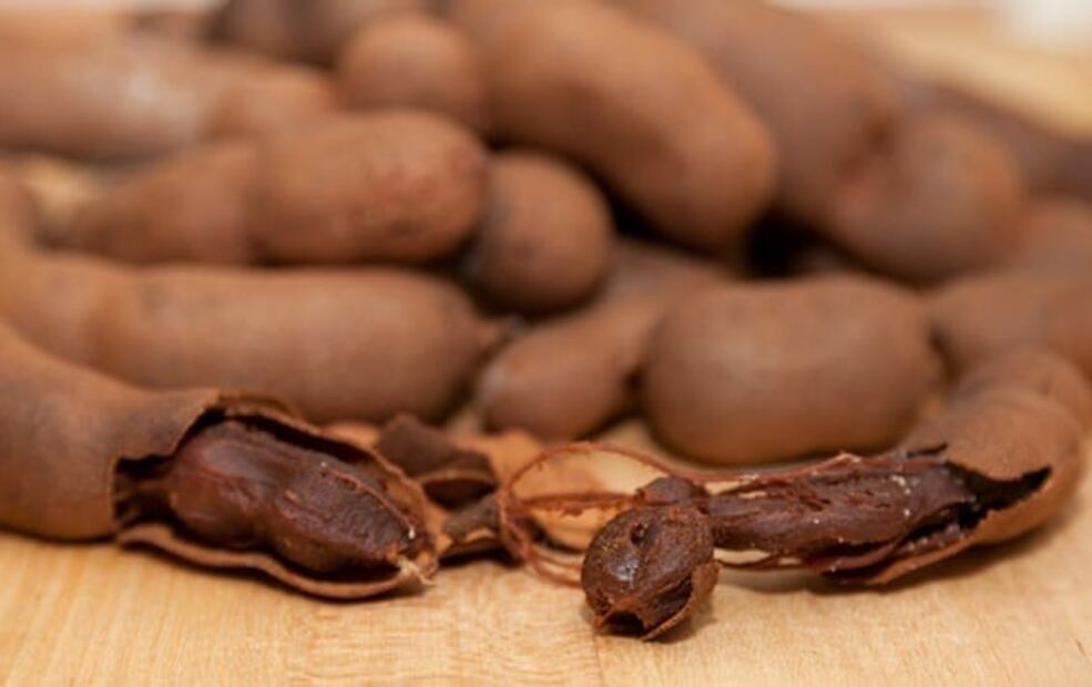 Prepara agua de tamarindo y disfruta de sus beneficios