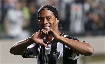Ronaldinho desmiente matrimonio doble