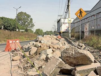 Obras en Cetram de Lechería ponen  en riesgo a usuarios