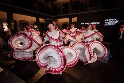 10 de mayo: desayuno y espectáculo en el Museo Kaluz