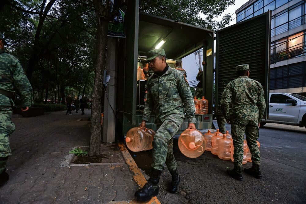 Ejército instala dos plantas purificadoras para llenar garrafones