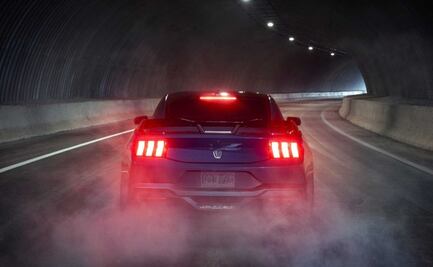 El Mustang Dark Horse tendrá una pintura que cambia de color