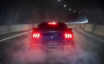 El Mustang Dark Horse tendrá una pintura que cambia de color