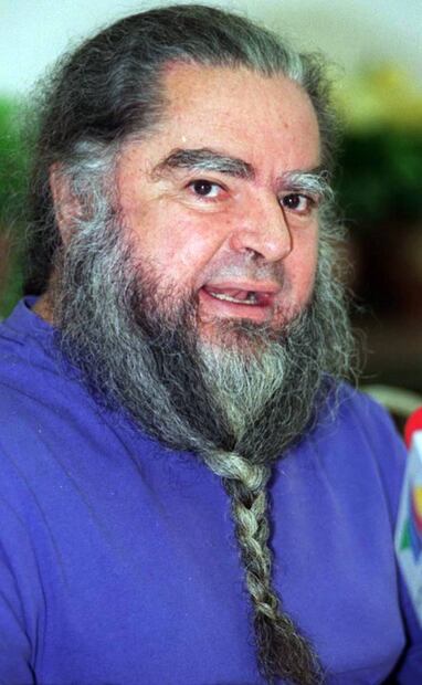 Antonio Vázquez Alba, Brujo Mayor de México en una conferencia sobre esoterismo y brujería conocida como “Conferencia del Brujo de México”, que se llevó a cabo en el Club de Periodistas el 5 de agosto de 1999. Foto: Miguel Espinosa/Archivo EL UNIVERSAL.