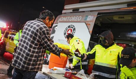 Activan operativos por Frente Frío 27 en Nuevo León; entregan apoyos y habilitan albergues