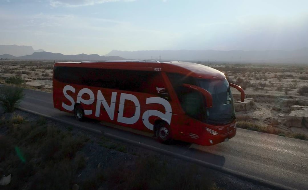 Las autoridades se encuentran revisando los videos del autobús 9570 para dar seguimiento a las rutas que tomó con los migrantes a bordo. Foto: Especial