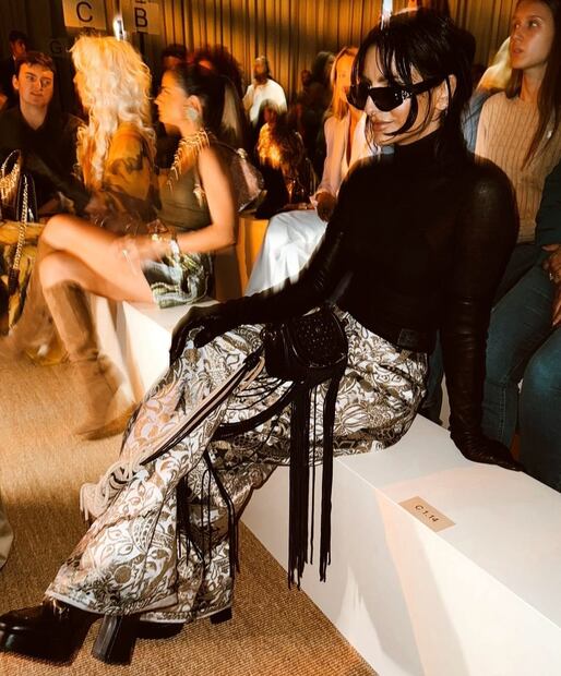 Aislinn Derbez durante la Fashion Week de Milán. Foto: Instagram @aislinnderbez