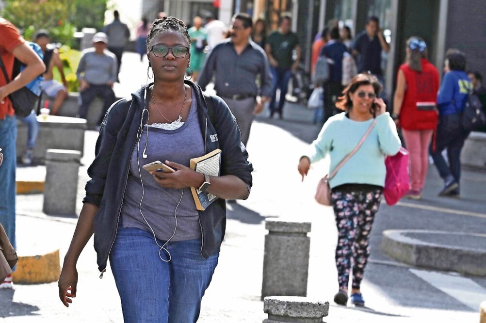 Algunas empresas han logrado colocar los audiolibros en el gusto de los lectores en España y México en los últimos meses. (GERMÁN ESPINOSA. EL UNIVERSAL)