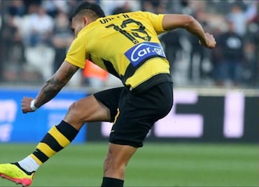 VIDEO: Orbelín Pineda se luce con tremendo golazo que pone a soñar al AEK con el título