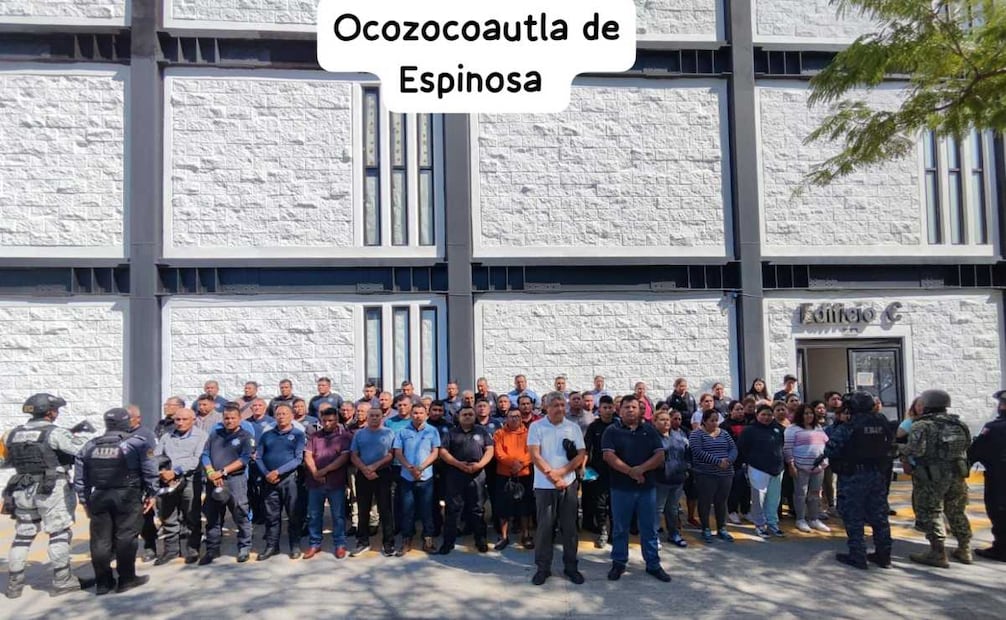 Detienen a 157 policías en Chiapas; presuntos vínculos con la delincuencia organizada.
Foto: Especial.