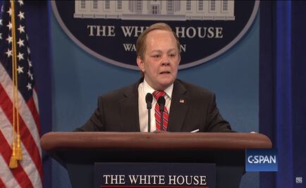 SNL tunde de nuevo a vocero de Trump