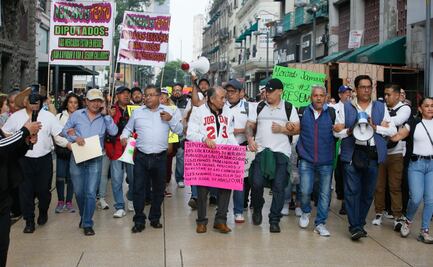 Locatarios marchan contra la venta de alimentos que realizan diputados de CDMX; acusan competencia desleal y uso político del programa