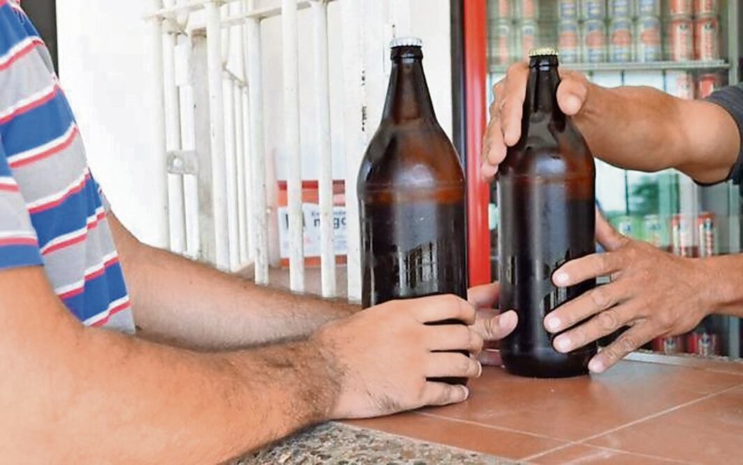 Anuncian ley seca en la península de Yucatán por el Huracán Beryl