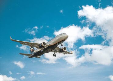 Aerolíneas engañaron a consumidores y son responsables por cambios de horarios en vuelos: Profeco