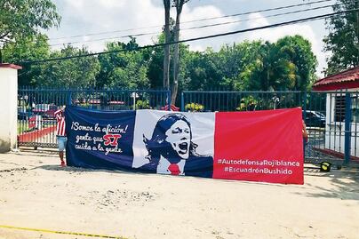 Almeyda se reúne con jugadores para despedirse