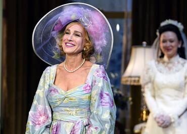 Sarah Jessica Parker da positivo a Covid-19 y pausan obra en Broadway